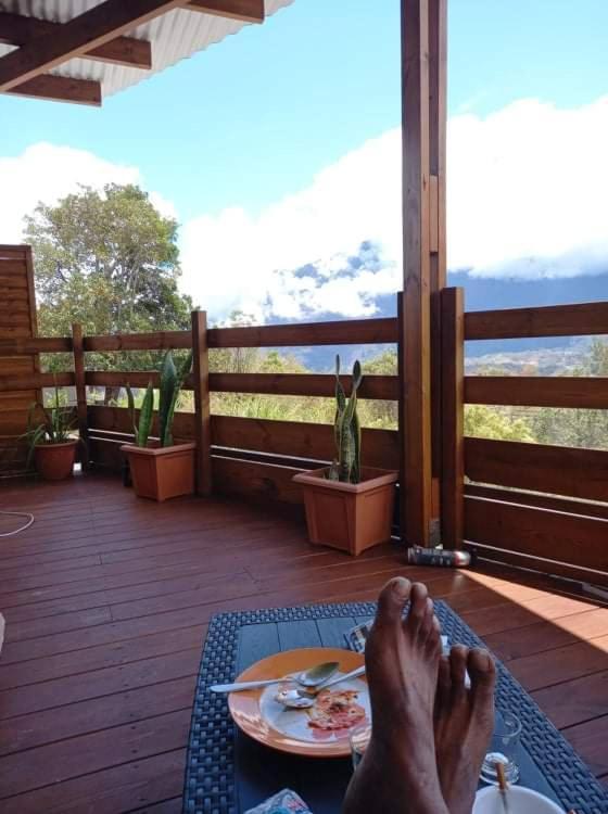 Bungalow de la caz l'écho Cilaos Extérieur photo